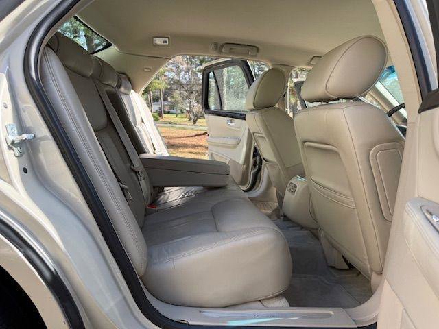 Used 2011 Cadillac DTS FWD image 8