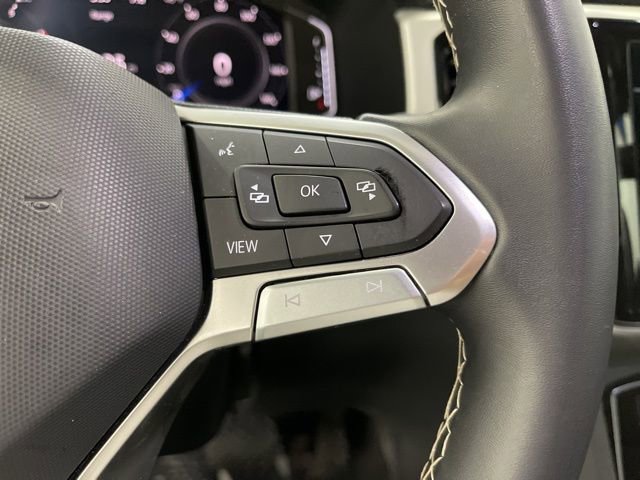 Used 2023 Volkswagen Atlas Cross Sport SE w/ Black Wheel Package image 17