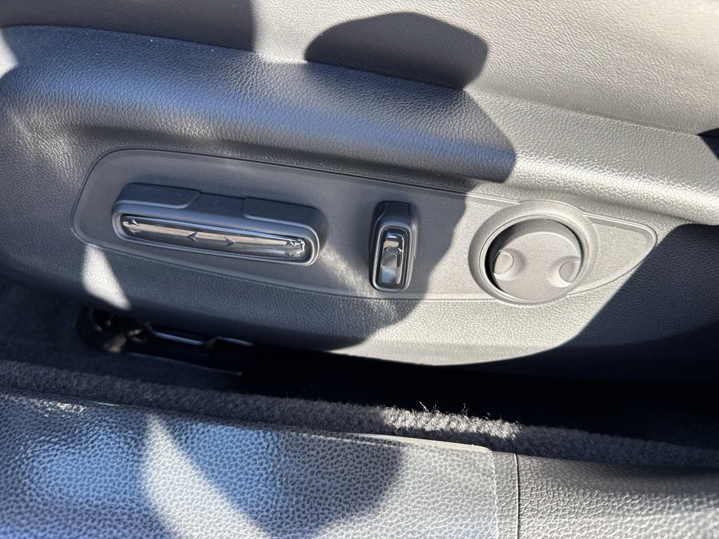 Used 2025 Honda Accord EX-L image 16