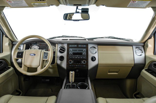 Used 2013 Ford Expedition XLT RWD image 12