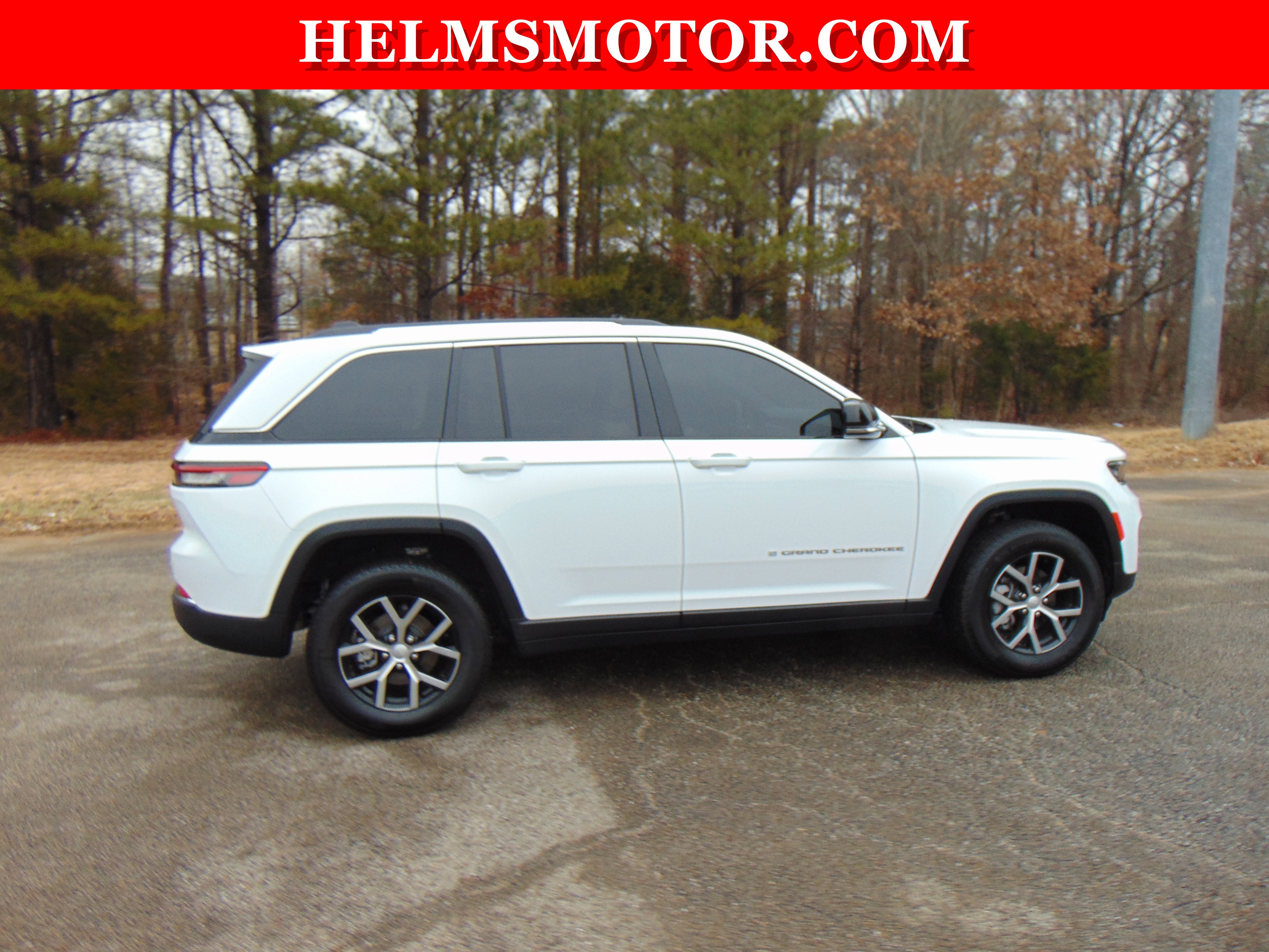 Certified 2024 Jeep Grand Cherokee Limited image 12