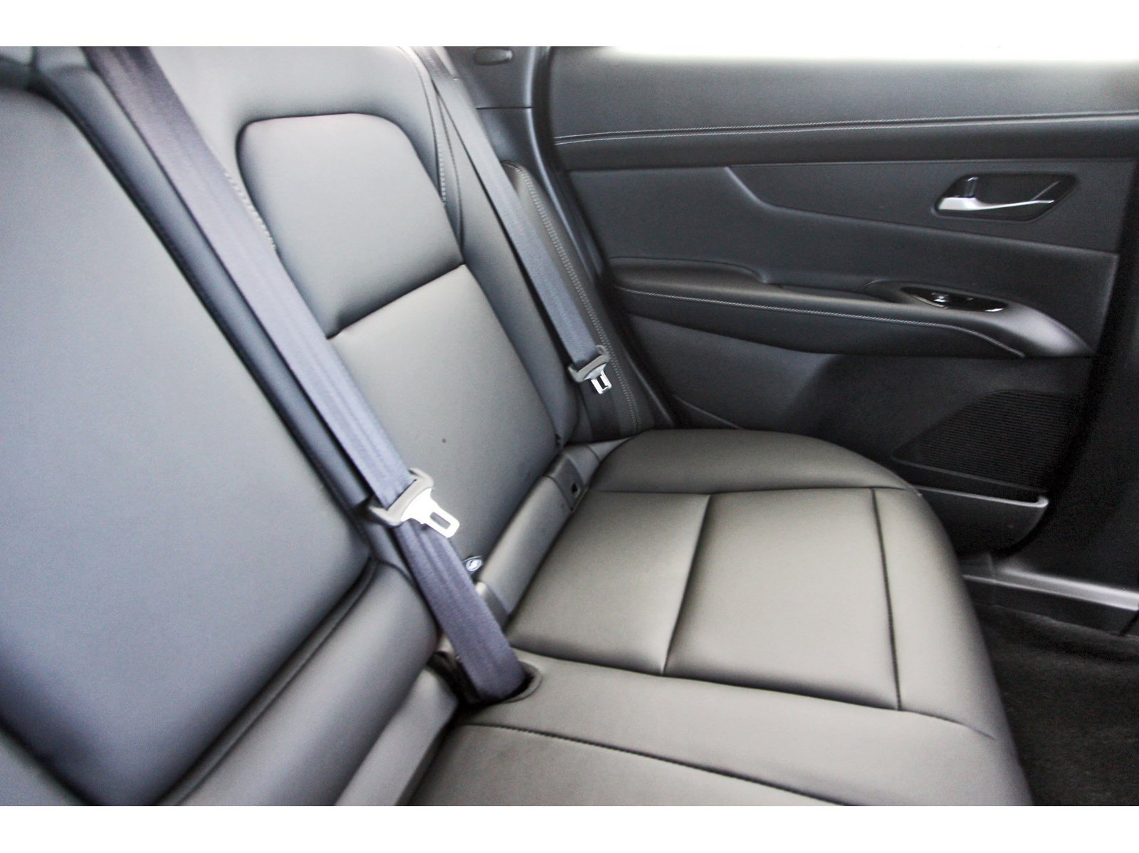 Certified 2025 Nissan Murano SL w/ Cargo Package AWD/4WD image 18