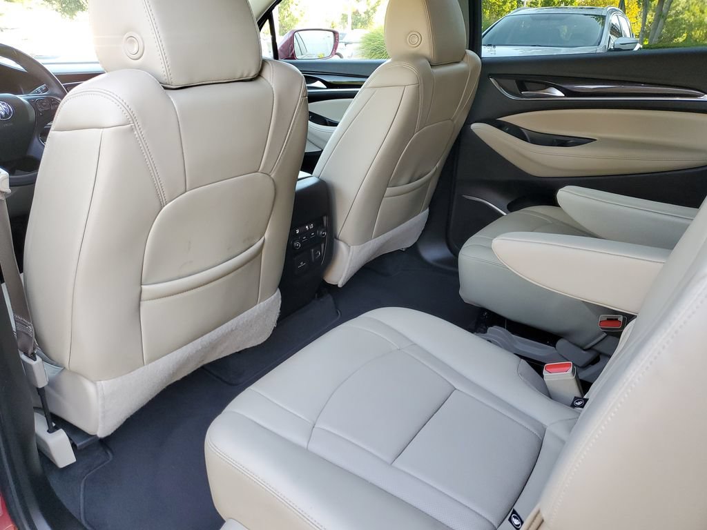 Used 2020 Buick Enclave Essence w/ Sound and Sites Package FWD image 15