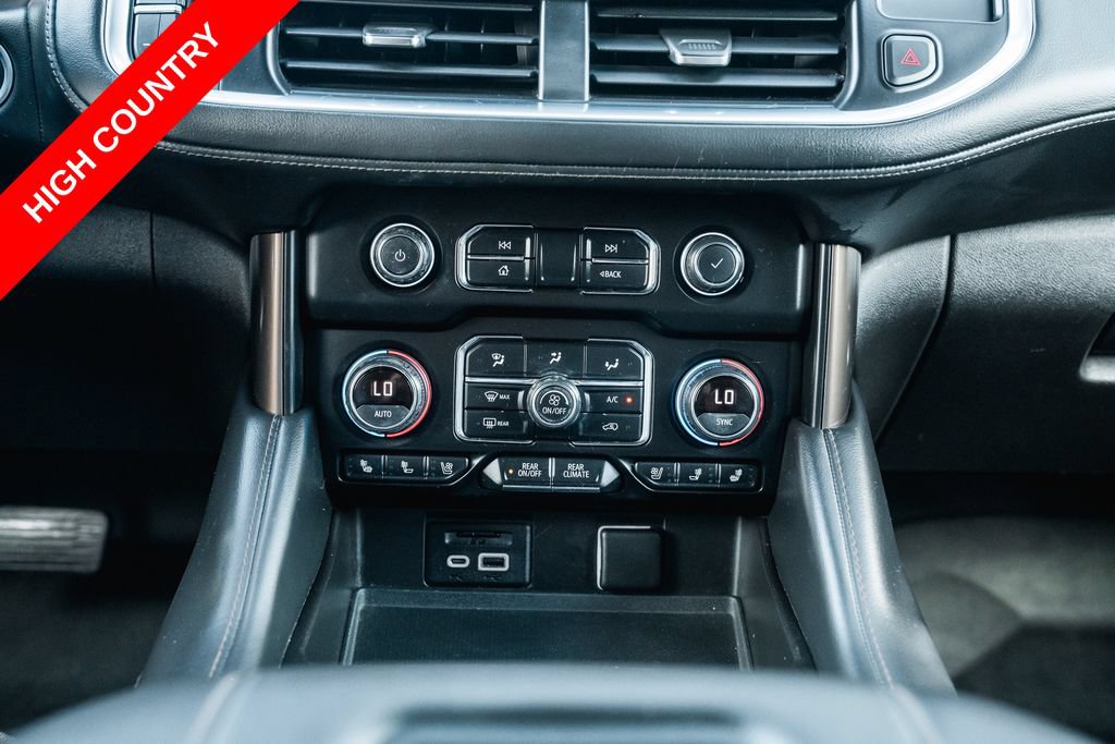 Used 2021 Chevrolet Suburban High Country AWD/4WD image 23