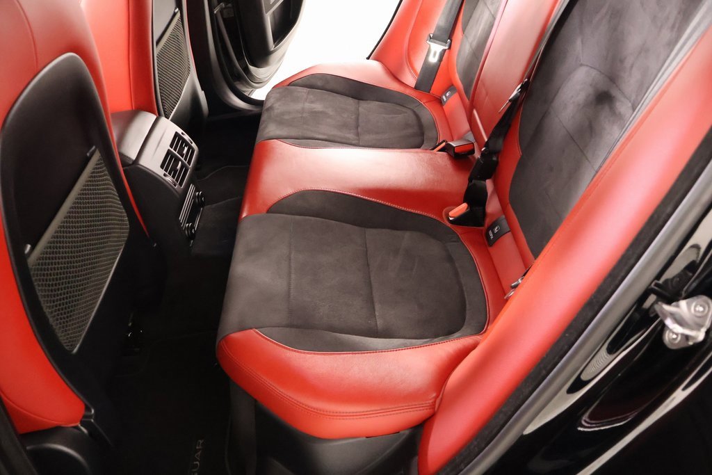 Used 2019 Jaguar XE S image 13