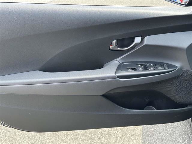 Used 2019 Hyundai Veloster 2.0 Premium FWD image 36