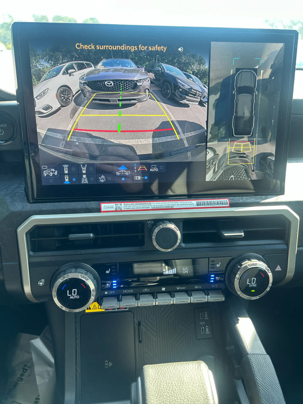 Used 2025 Toyota Tacoma Limited AWD/4WD image 17
