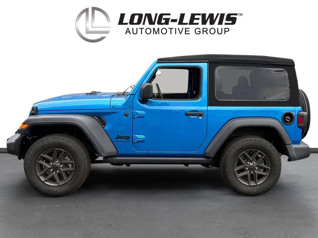 Used 2024 Jeep Wrangler Sport S image 2