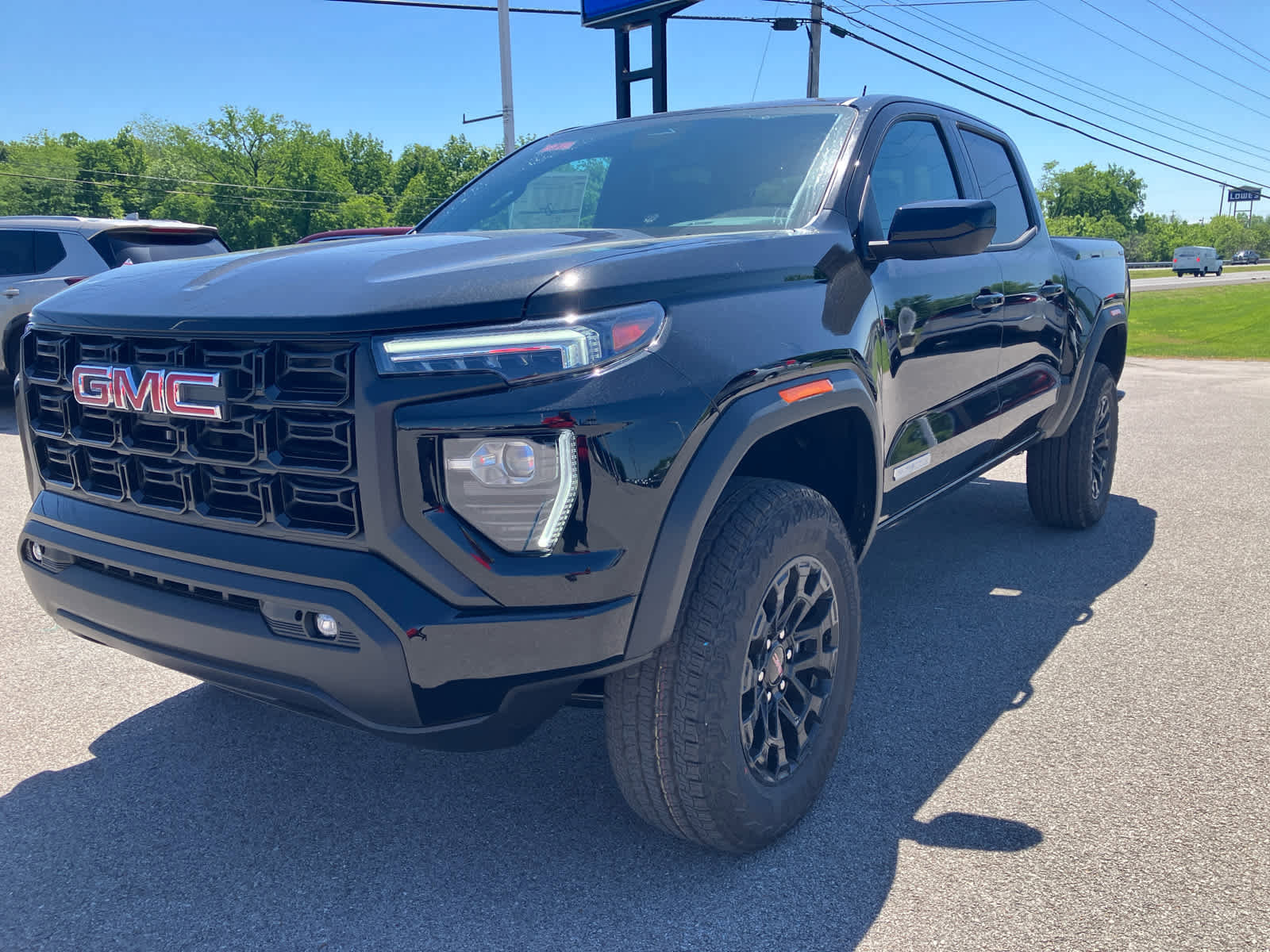 New 2026 GMC Canyon Elevation w/ Convenience Package AWD/4WD image 3