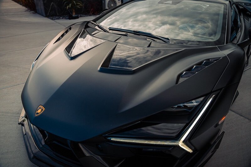 Used 2024 Lamborghini Revuelto image 38
