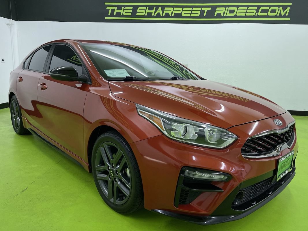 Used 2021 Kia Forte GT-Line w/ GT-Line Premium Package FWD image 2