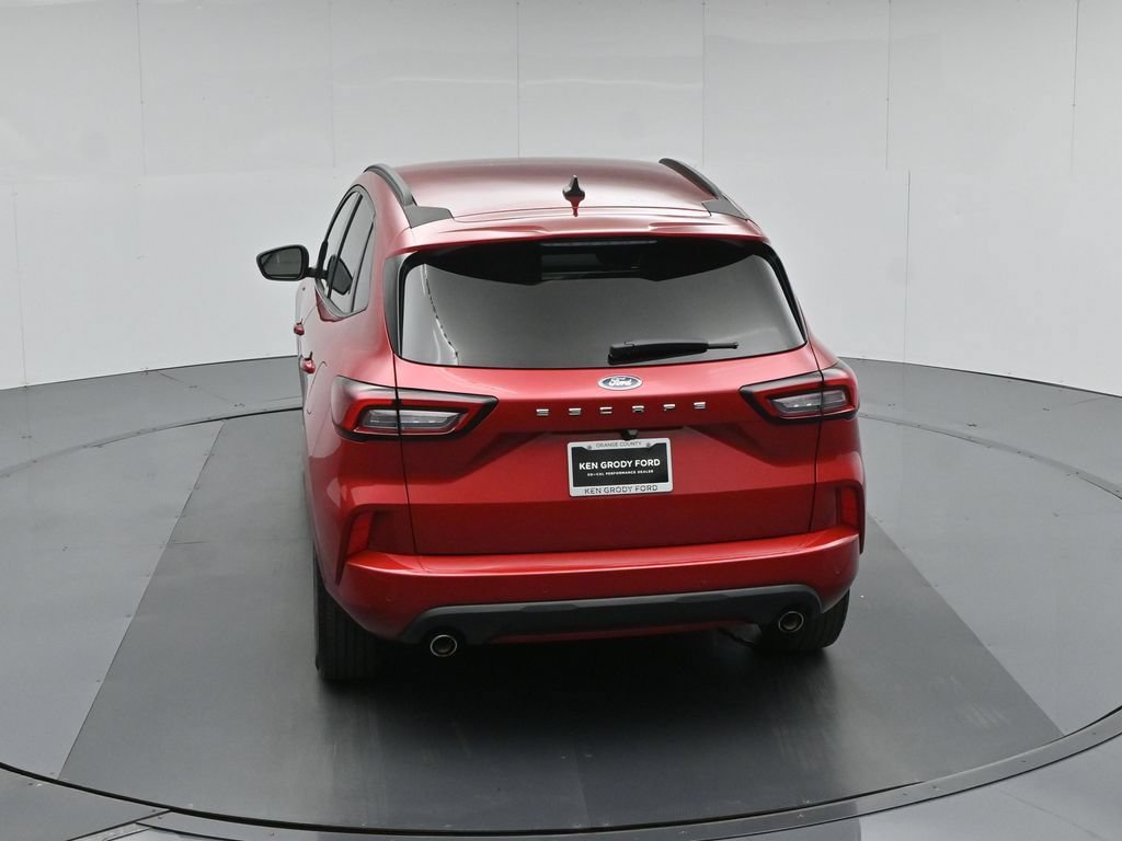 Used 2023 Ford Escape ST-Line w/ Tech Pack #1 FWD image 42