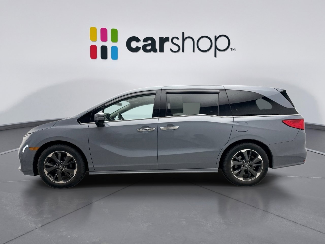 Used 2023 Honda Odyssey Elite image 2