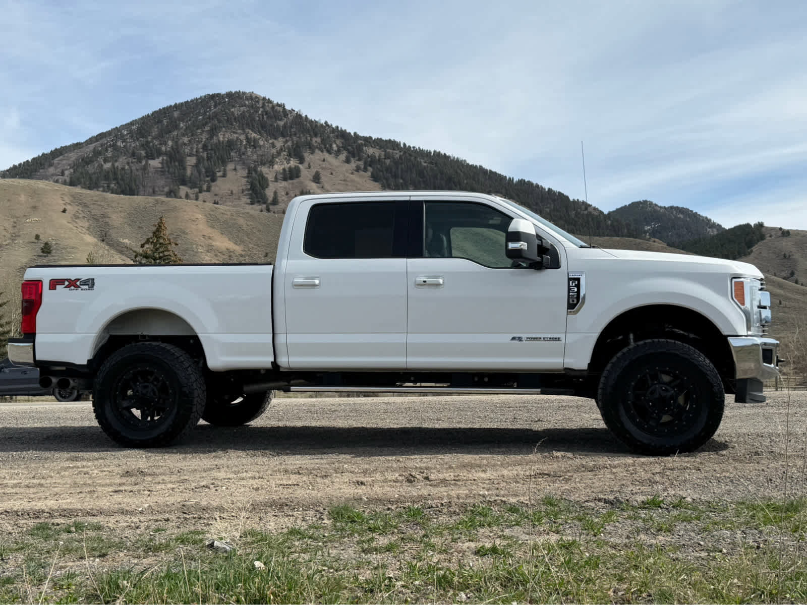 Used 2017 Ford F350 Lariat w/ Lariat Ultimate Package image 7