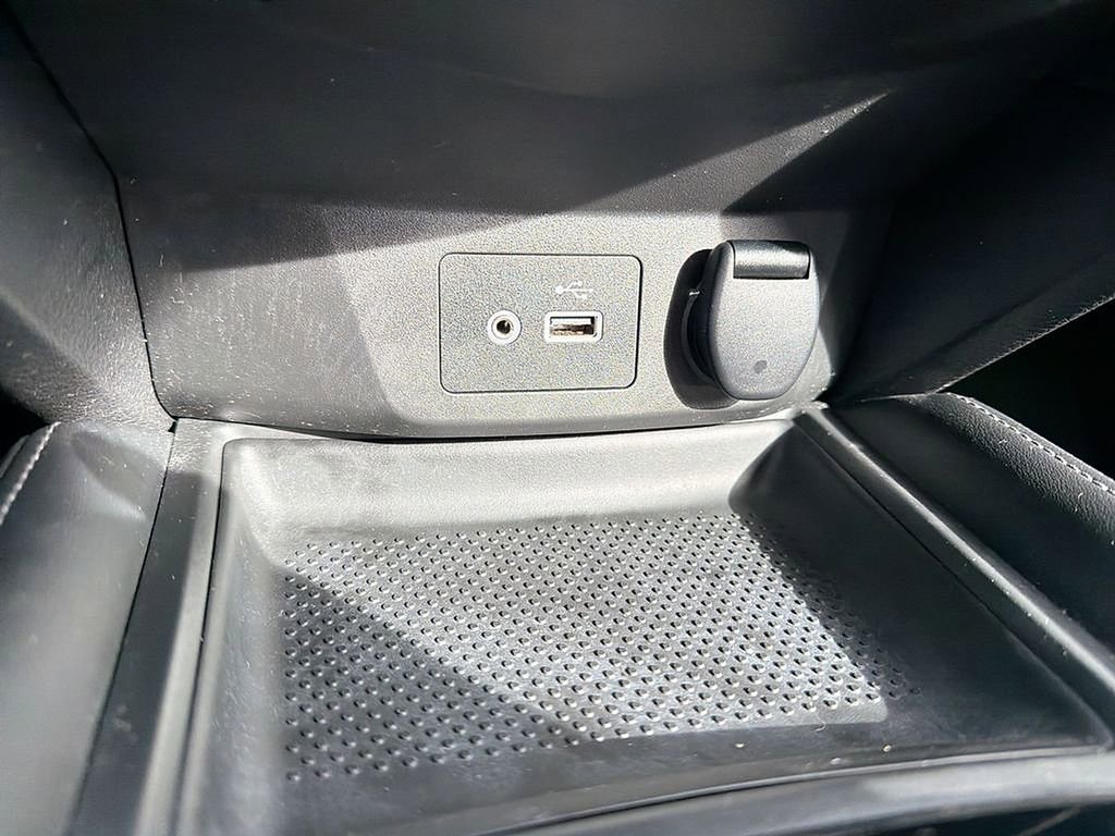 Used 2018 Nissan Rogue SL AWD/4WD image 29