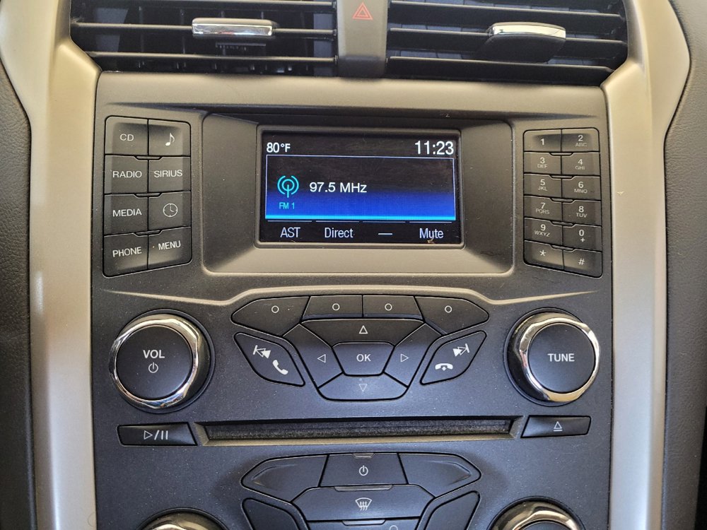 Used 2016 Ford Fusion SE w/ Equipment Group 202A FWD image 25
