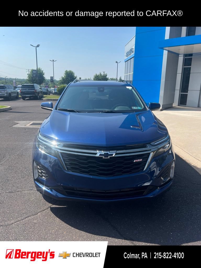 Used 2023 Chevrolet Equinox RS w/ LPO, Floor Liner Package AWD/4WD image 2
