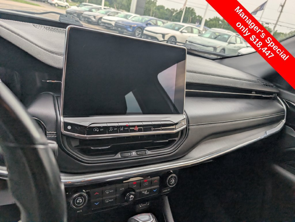 Used 2022 Jeep Compass High Altitude AWD/4WD image 19