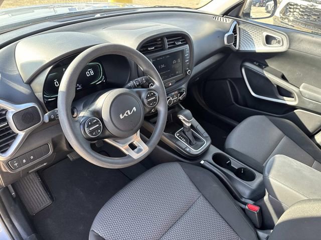 Used 2024 Kia Soul LX w/ Option Group 015 image 39