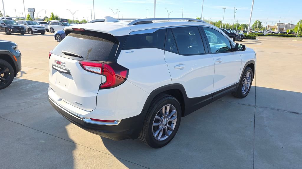 Used 2023 GMC Terrain SLT w/ LPO, Floor Liner Package image 5