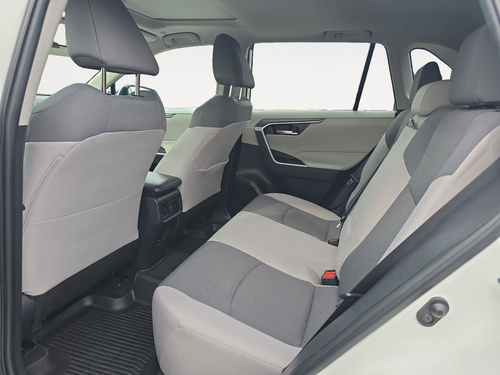 Used 2023 Toyota RAV4 XLE w/ Convenience Package image 18