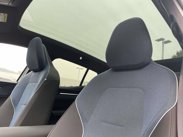 New 2026 Volvo EX30 Plus w/ Protection Package Premier AWD/4WD image 15