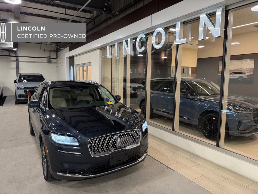Used 2023 Lincoln Nautilus Reserve AWD/4WD image 1