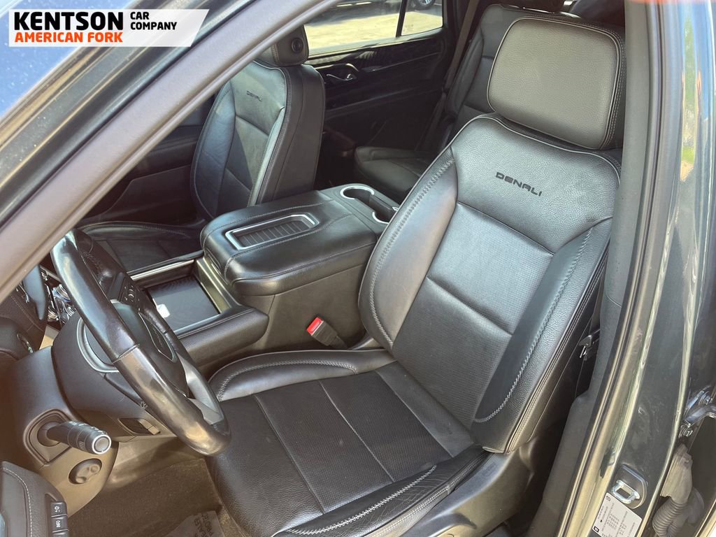 Used 2021 GMC Yukon Denali w/ Denali Premium Package AWD/4WD image 37