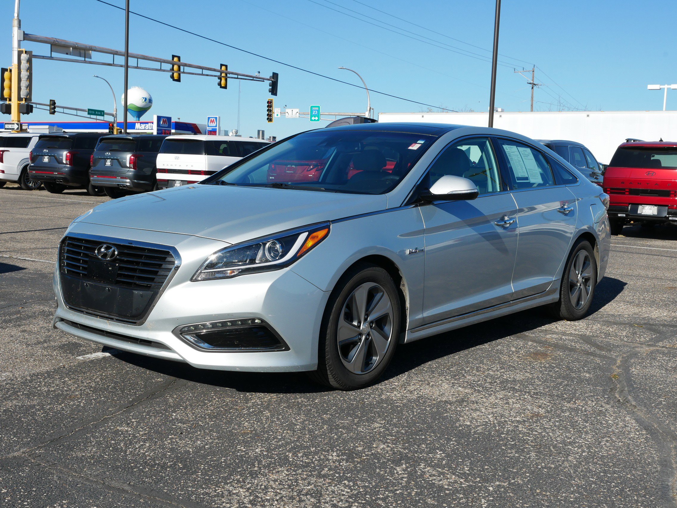 Used 2017 Hyundai Sonata Limited w/ Ultimate Package 02