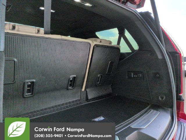 Used 2021 Cadillac Escalade Sport w/ Driver Assist Tech Package AWD/4WD image 29