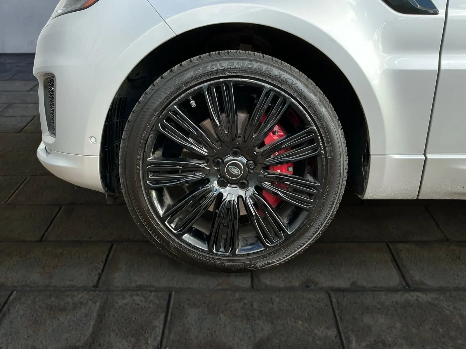 Used 2020 Land Rover Range Rover Sport HSE Dynamic image 23