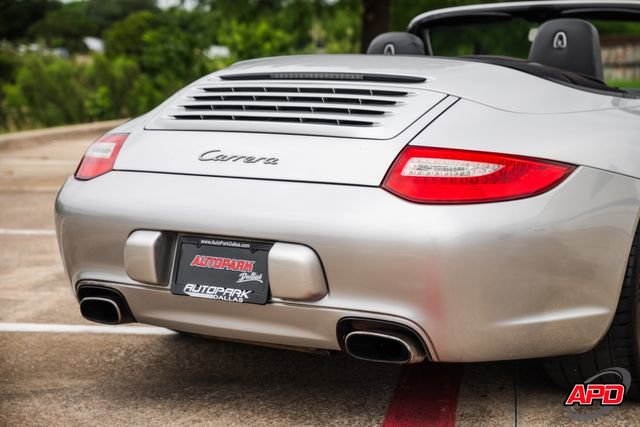 Used 2009 Porsche 911 Carrera RWD image 25