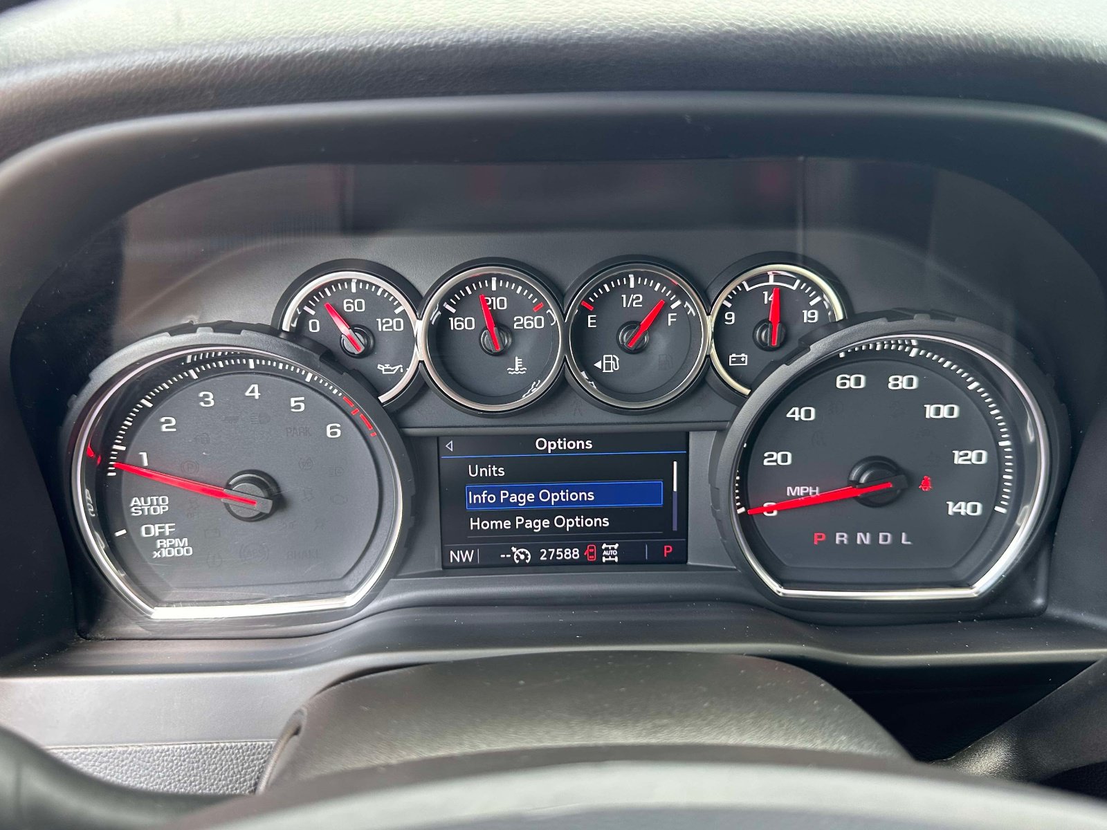 Used 2022 Chevrolet Silverado 1500 LT AWD/4WD image 18