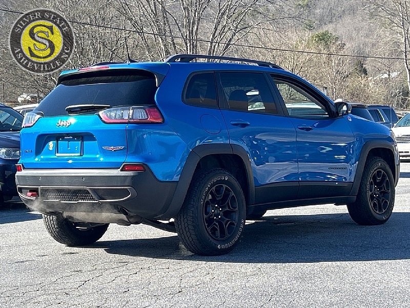 Used 2019 Jeep Cherokee Trailhawk w/ Comfort/Convenience Group AWD/4WD image 6