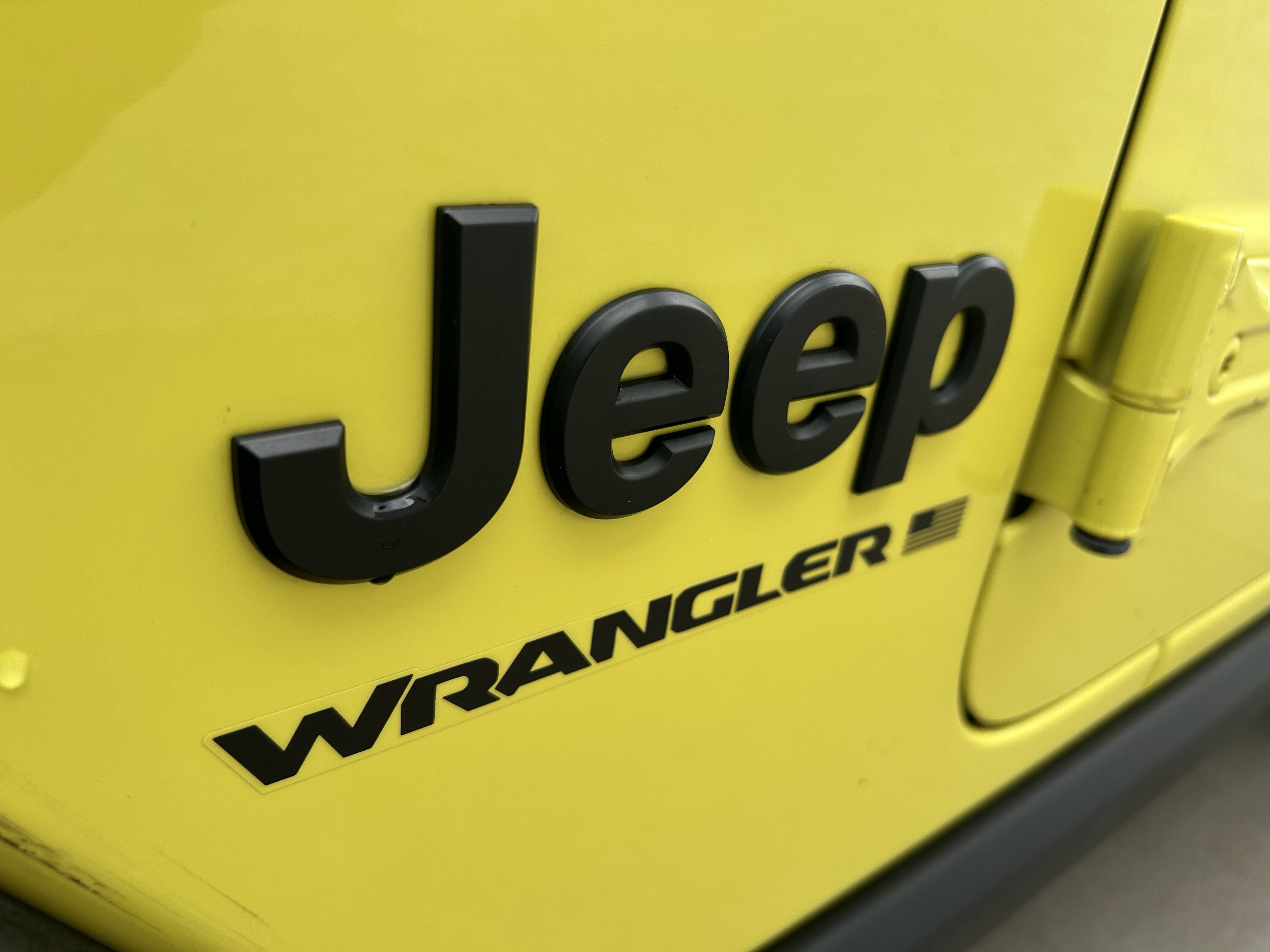 Used 2023 Jeep Wrangler Sport AWD/4WD image 9
