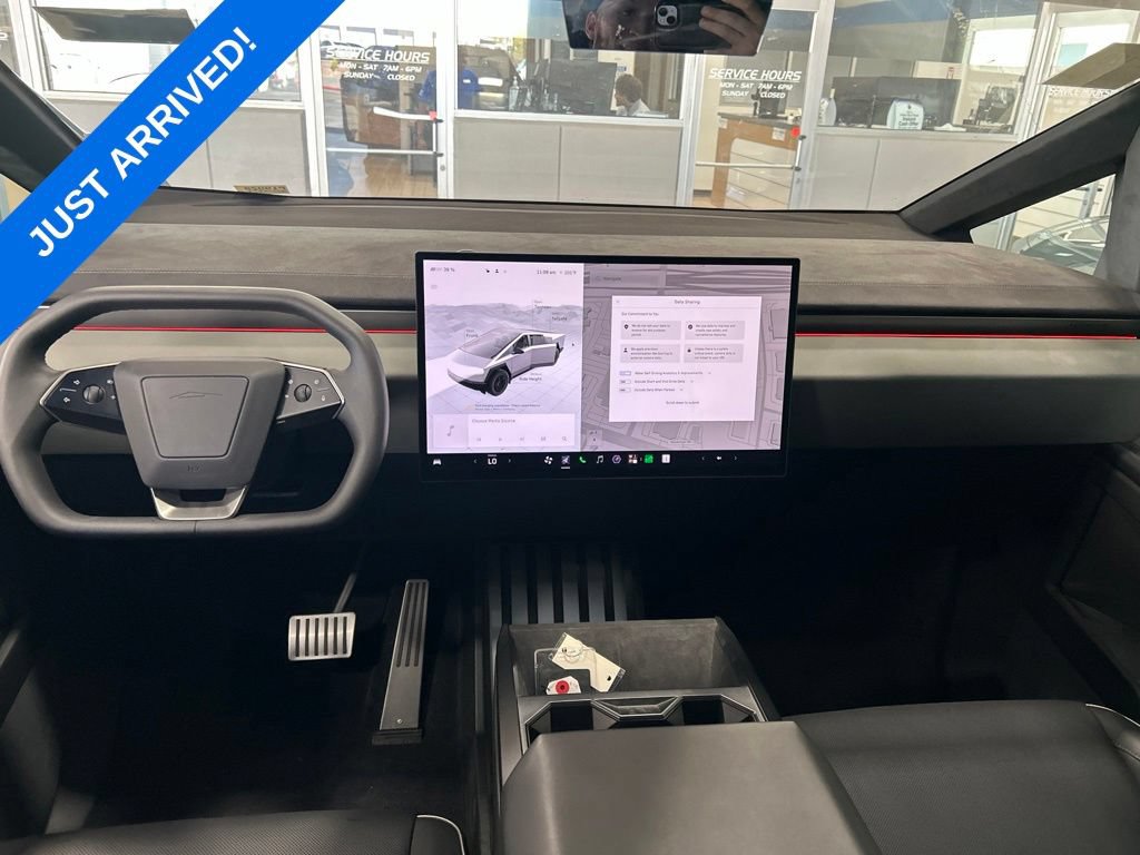 Used 2025 Tesla Cybertruck Cyberbeast AWD/4WD image 5