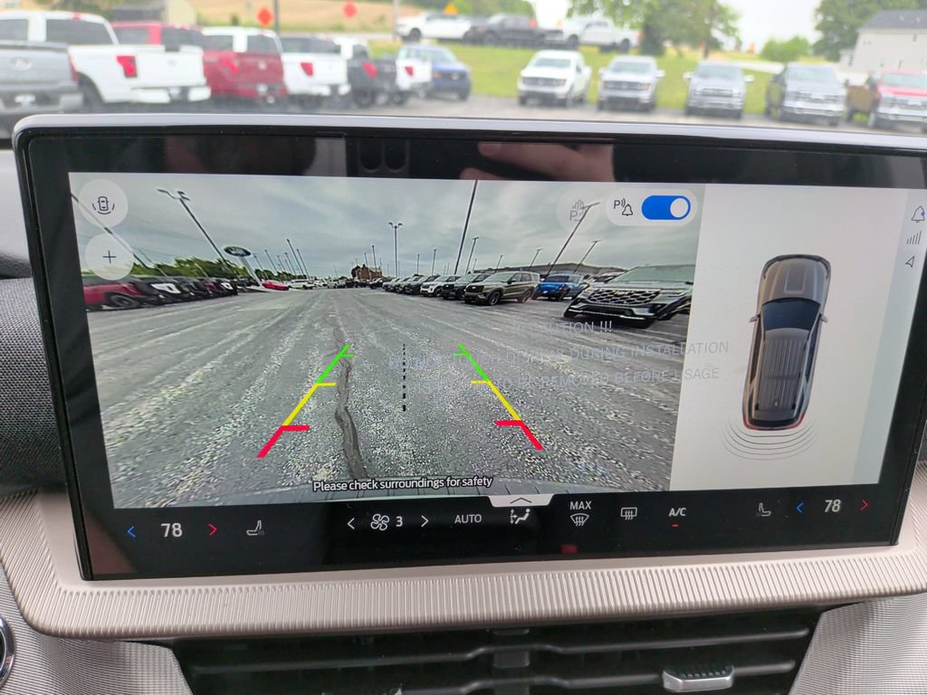 New 2026 Ford Explorer Active AWD/4WD image 23
