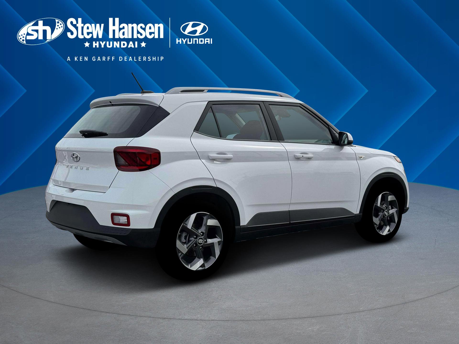 New 2026 Hyundai Venue SEL FWD image 9