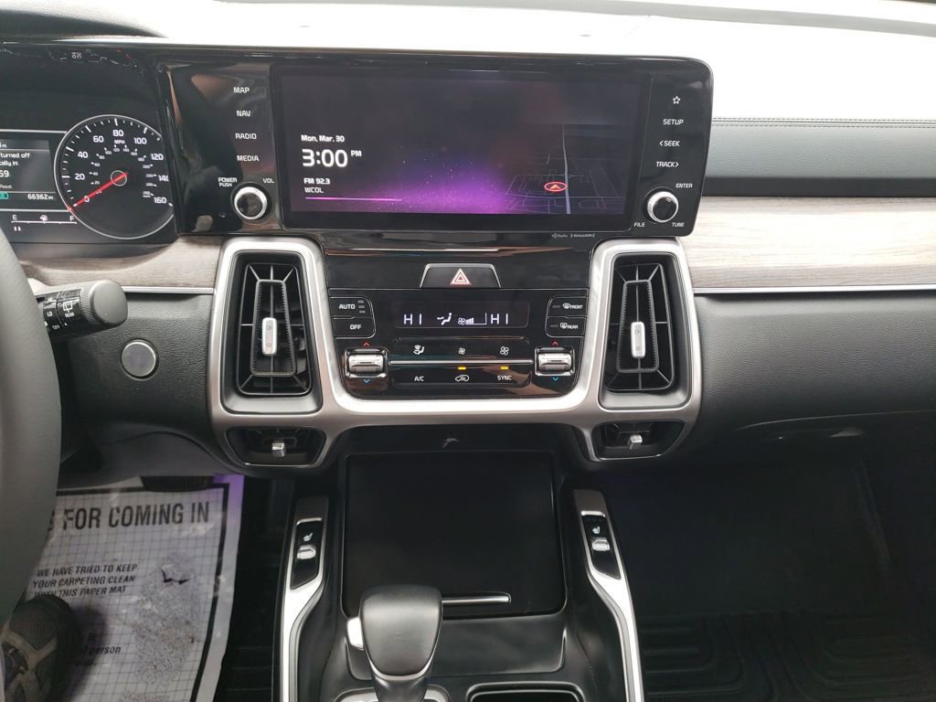 Used 2022 Kia Sorento S image 17