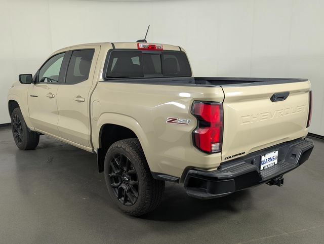 Used 2024 Chevrolet Colorado Z71 w/ LPO, Dark Essentials Package AWD/4WD image 6