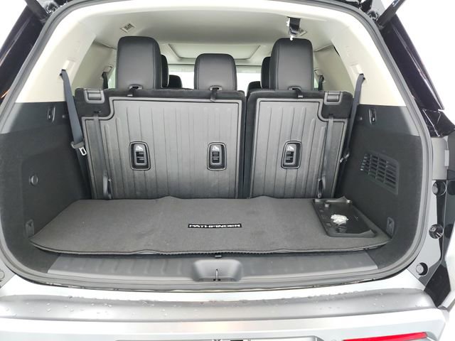 New 2026 Nissan Pathfinder Platinum image 43