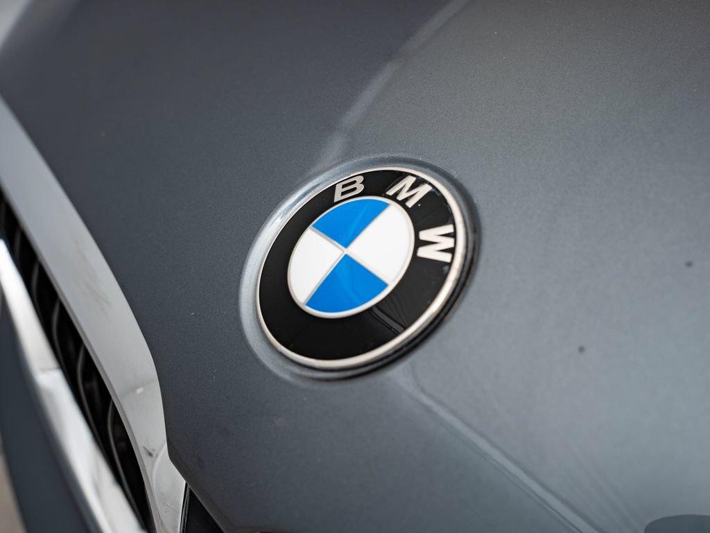 Used 2019 BMW 540i xDrive w/ Executive Package AWD/4WD image 3