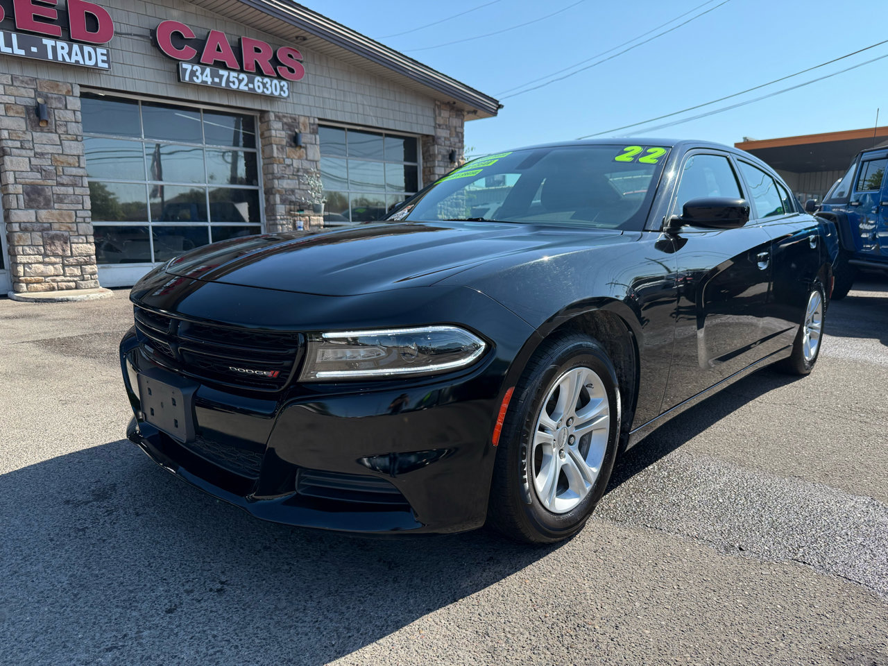 Used 2022 Dodge Charger SXT image 3