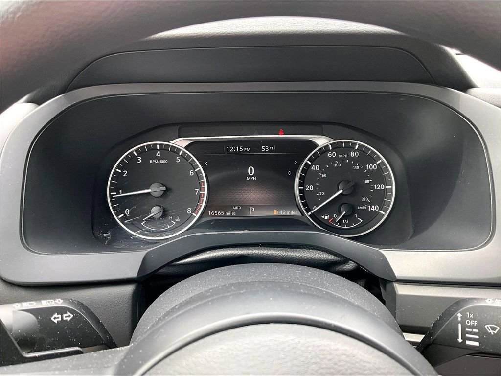 Used 2024 Nissan Pathfinder S AWD/4WD image 14