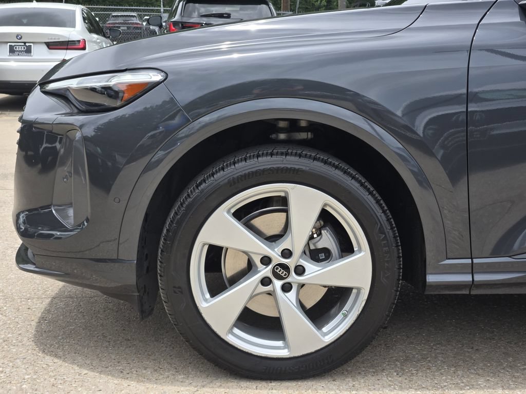 Certified 2025 Audi Q5 Premium Plus AWD/4WD image 13