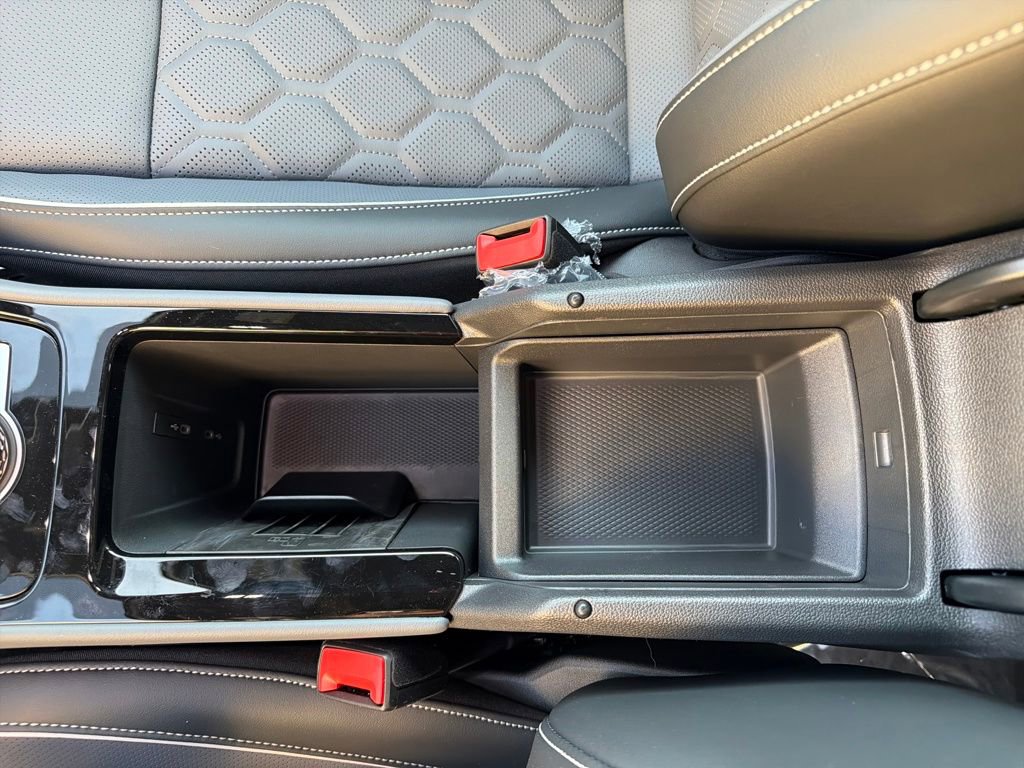 New 2026 Volkswagen Tiguan SEL R-Line image 25