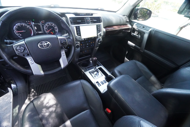 Used 2023 Toyota 4Runner Limited AWD/4WD image 21
