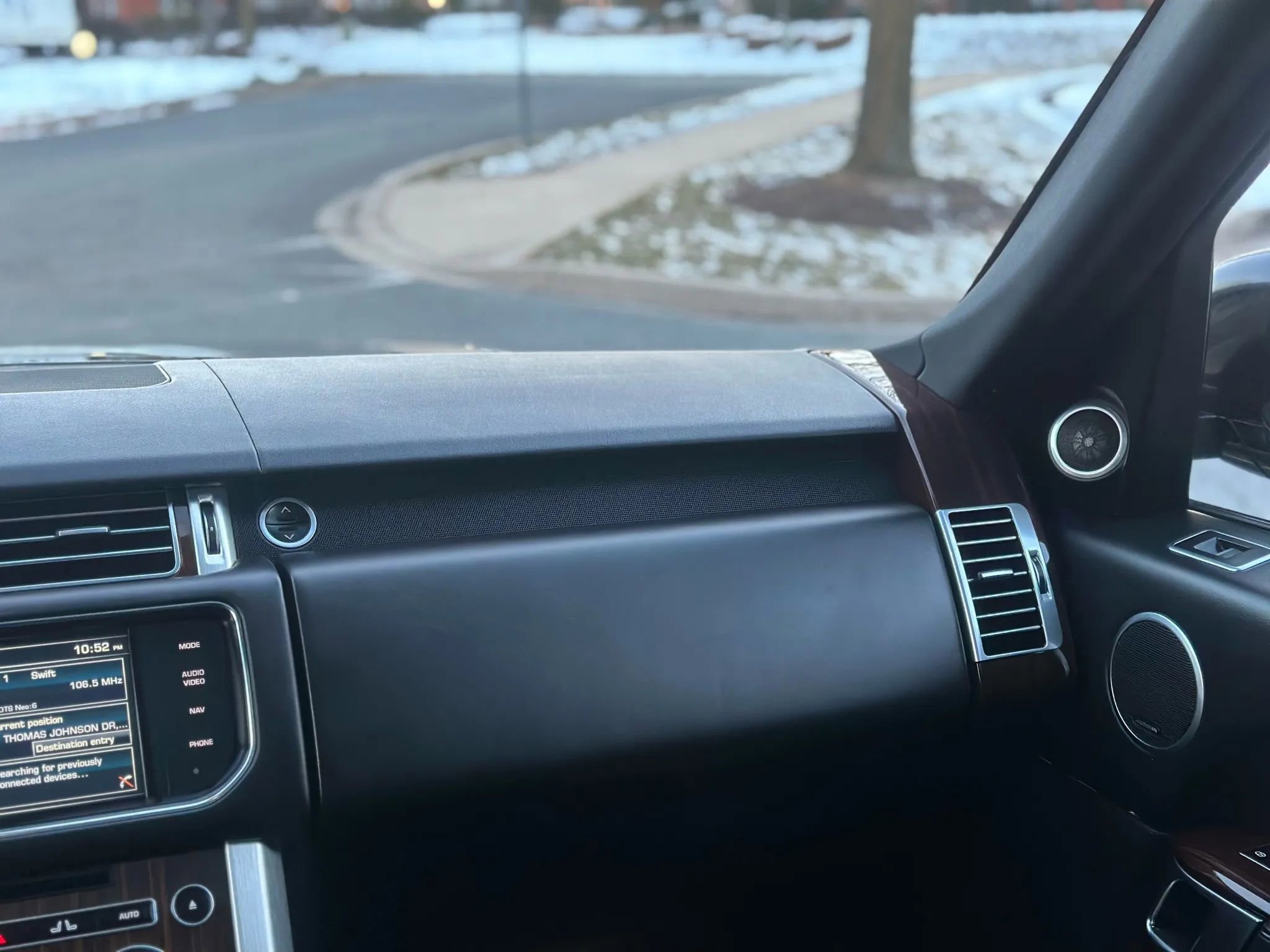 Used 2015 Land Rover Range Rover Supercharged image 33