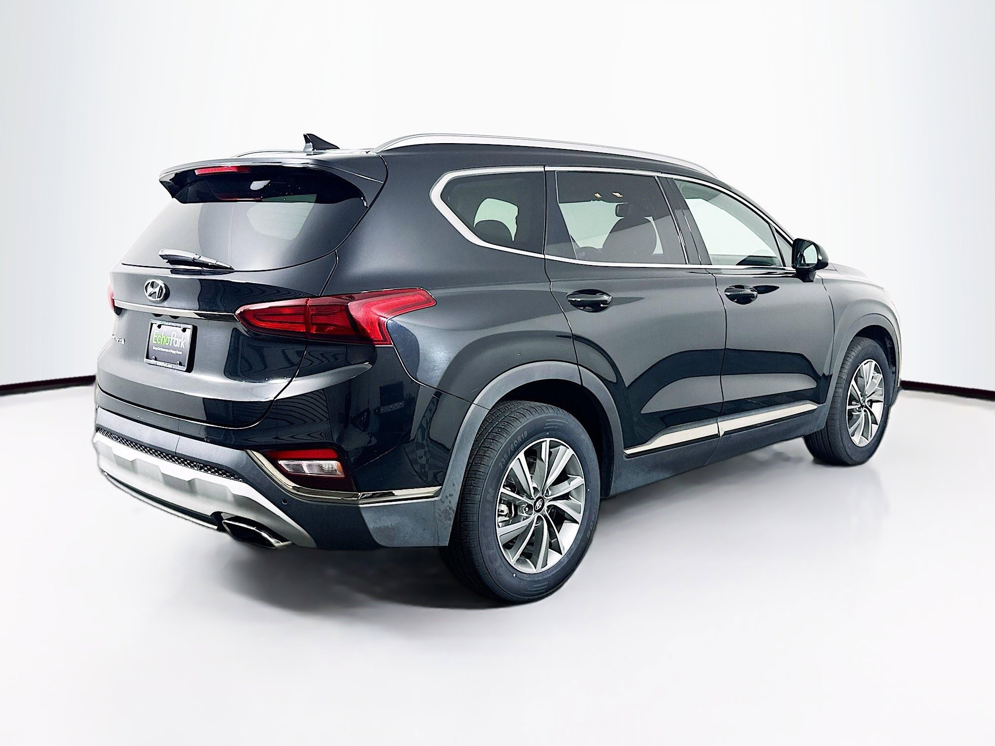 Used 2019 Hyundai Santa Fe SEL w/ Cargo Package FWD image 9