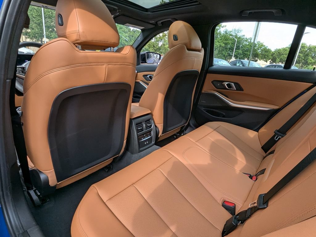 New 2026 BMW 330i xDrive Sedan w/ M Sport Package AWD/4WD image 33